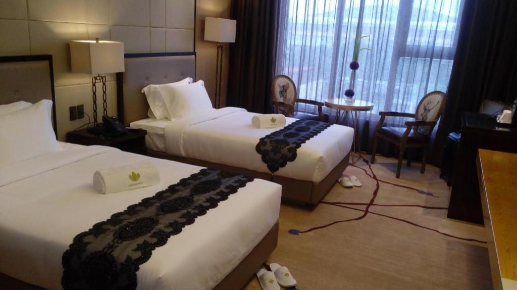Lotus Blu Hotel Legazpi Εξωτερικό φωτογραφία