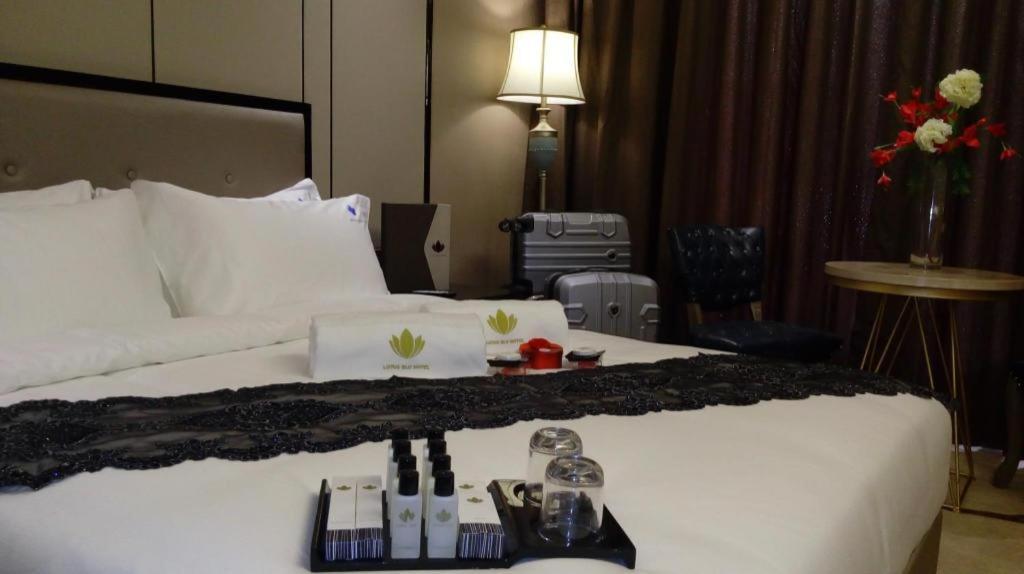 Lotus Blu Hotel Legazpi Εξωτερικό φωτογραφία