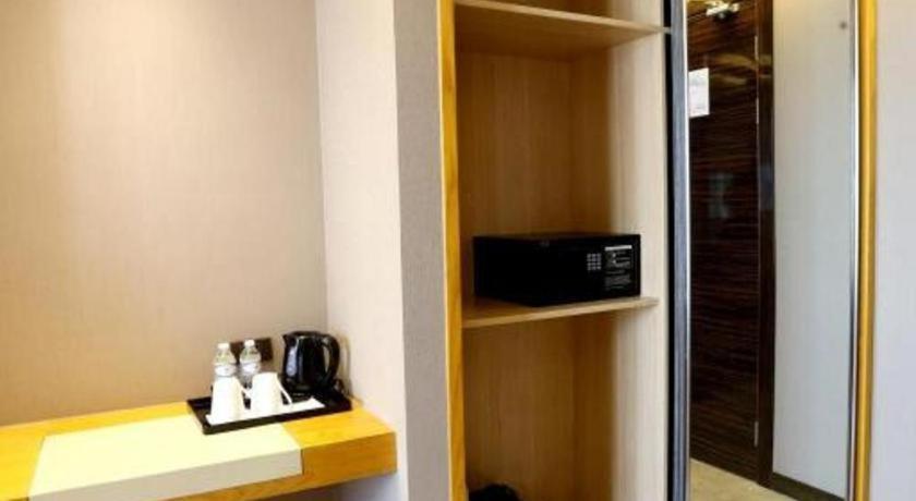 Lotus Blu Hotel Legazpi Εξωτερικό φωτογραφία