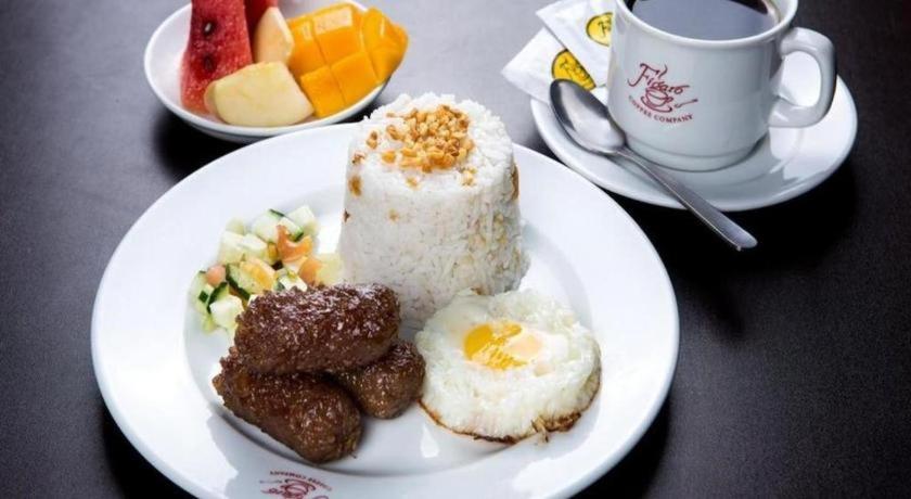 Lotus Blu Hotel Legazpi Εξωτερικό φωτογραφία